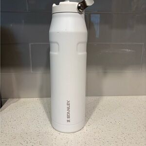 Stanley Aerolight 36oz White Bottle